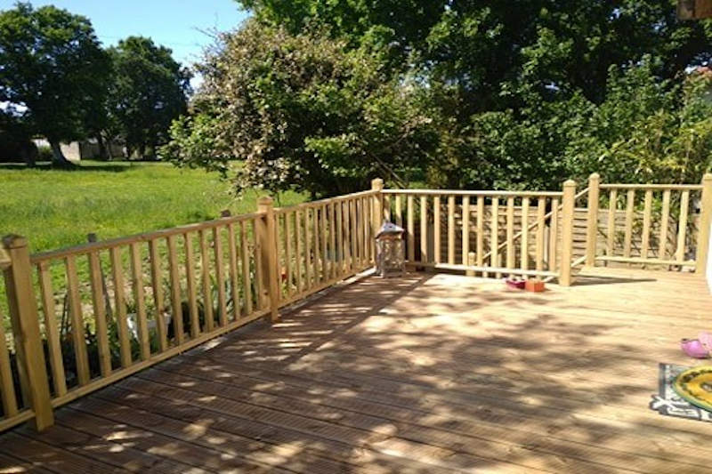 garde corps donnant sur jardin